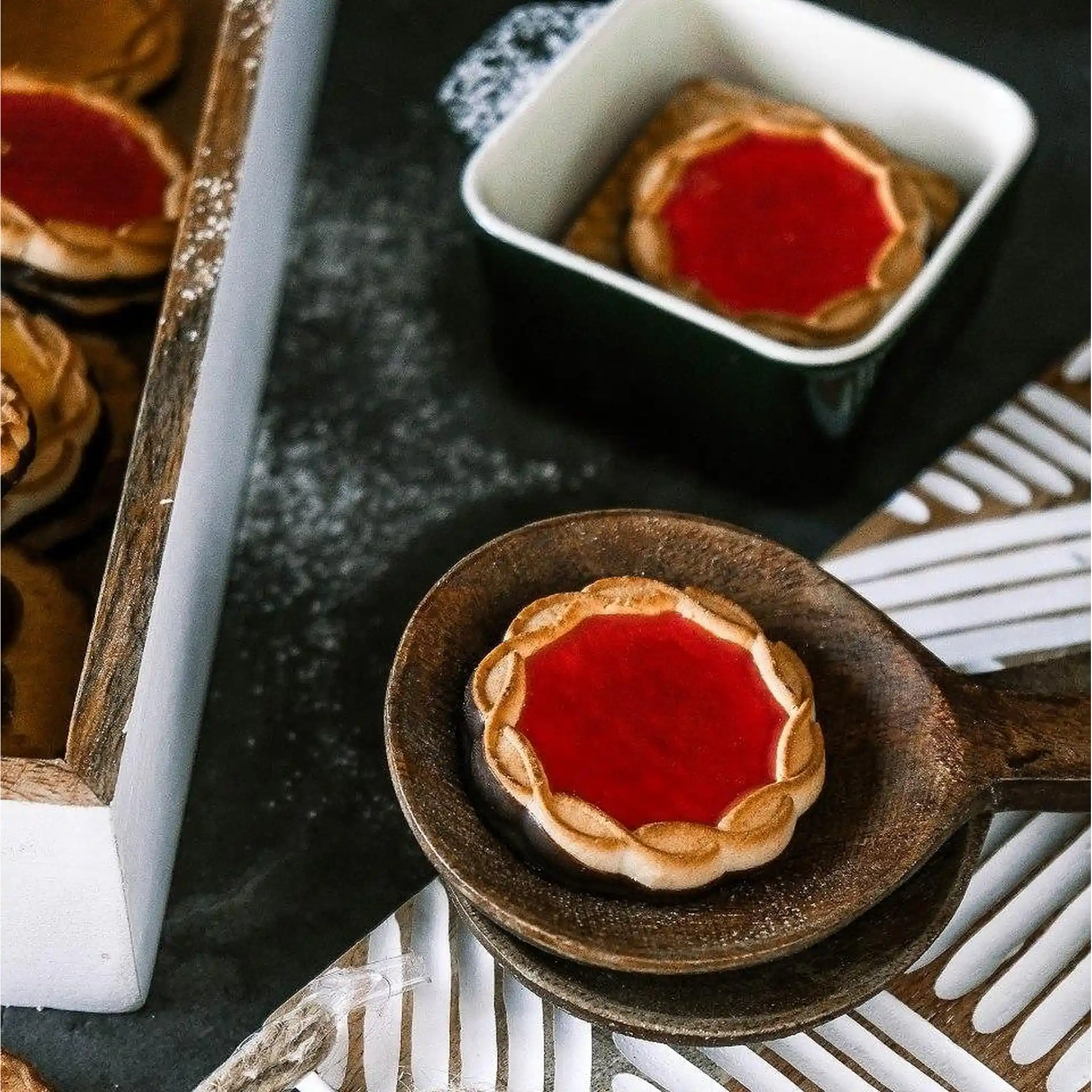 Cukrové sušenky „Zlata“ s višňovou příchutí, 500g